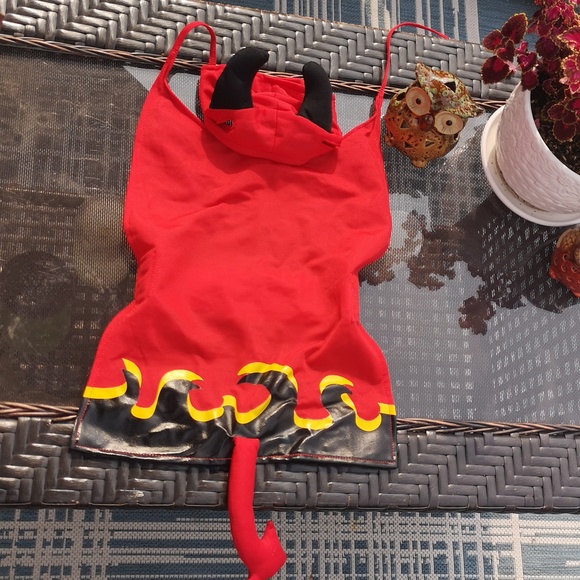 Halloween Dog Costume Red Devil Adjustable Size M FUN See Measurements - Picture 3 of 13